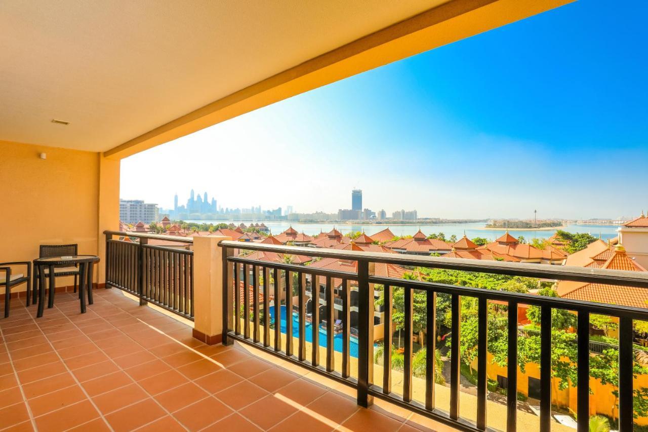 Signature Living Resort Apartments With Private Beach And Laguna Pool , Palm Jumeirah Dubai Exterior photo