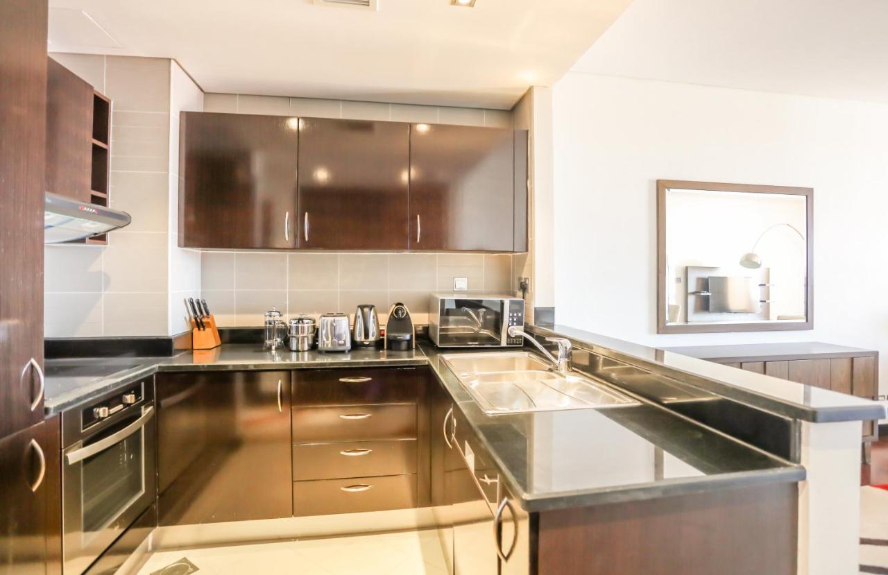 Signature Living Resort Apartments With Private Beach And Laguna Pool , Palm Jumeirah Dubai Exterior photo
