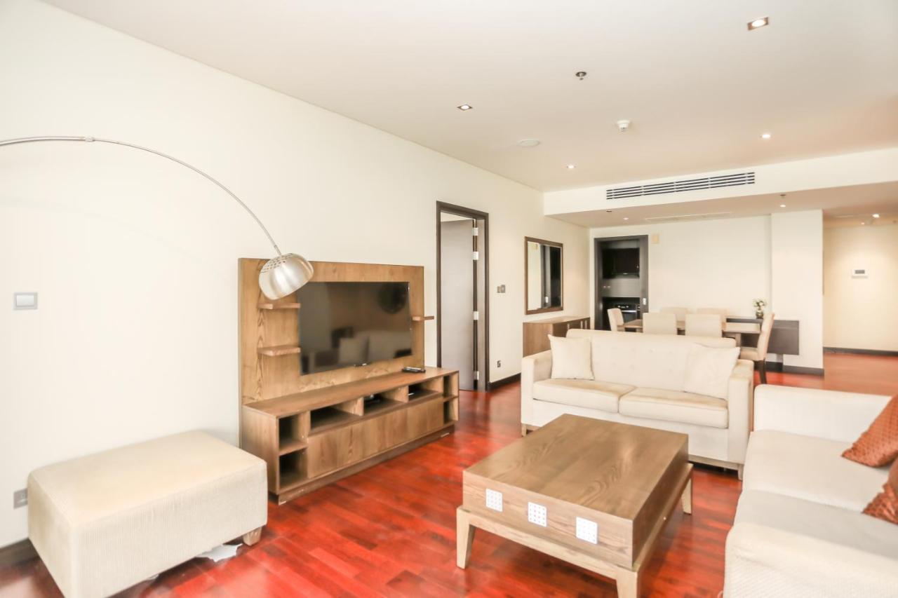 Signature Living Resort Apartments With Private Beach And Laguna Pool , Palm Jumeirah Dubai Exterior photo