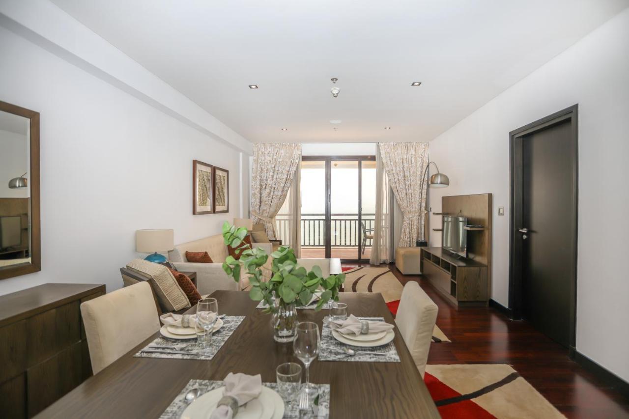 Signature Living Resort Apartments With Private Beach And Laguna Pool , Palm Jumeirah Dubai Exterior photo