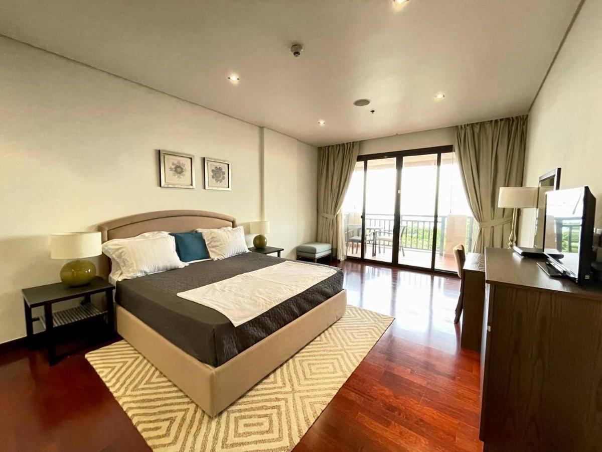 Signature Living Resort Apartments With Private Beach And Laguna Pool , Palm Jumeirah Dubai Exterior photo